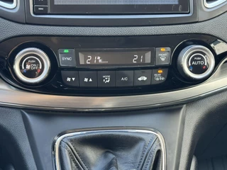 Honda CR-V Honda CR-V 2.0 Comfort Cruise ontrol Climate control Stoelverwarming Achteruitrijcamera Bleutooth - afbeelding nr 6