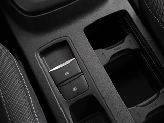 Ford Focus Ford Focus Wagon 1.0 155pk Automaat Hybrid Active X Navigatie Climate Control Camera | Parkeer sensoren | B&O | Dab | Led | Lichtmetalen velgen - afbeelding nr 19