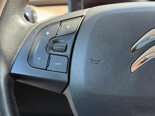 Citroën C4 Cactus Citroen C4 Cactus 1.2 PureTech Business Plus 1e Eigenaar,Pano,Navi,Camera,110pk,Trekhaak,Pdc,Lm velgen,Clima,Cruise,Apk tot 02-2026 - afbeelding nr 17