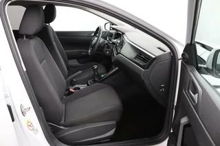 Volkswagen Polo Volkswagen Polo 1.0 | Stoelverwarming | Privacy glas | Lichtmetalen velgen | - afbeelding nr 13