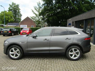 Jaguar F-PACE Jaguar F-Pace 2.0t AWD R-Sport | Trekhaak, Winterpakket - afbeelding nr 8