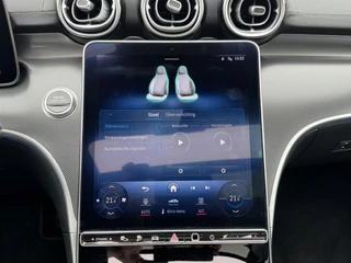 Mercedes-Benz C-Klasse Mercedes-Benz C-klasse 300 e AMG Line Adaptive cruise control Climate control Navi Apple / Android Leder/Alcantara - afbeelding nr 33