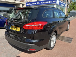 Ford Focus navigatie/camera airco/ecc apk - afbeelding nr 2