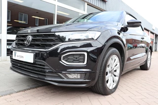 Volkswagen T-Roc Volkswagen T-Roc Cabrio 1.5 TSI R-Line Automaat. Eerste eigenaar, nieuwstaat! Trekhaak. - afbeelding nr 42