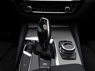 BMW 5 Serie BMW 5 Serie Touring 530i TwinTurbo 251PK+ / High Ex. M-sport / 2017 / LED - afbeelding nr 35