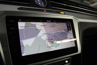Volkswagen Passat Volkswagen Passat 1.4 TSI 125pk BMT Comfortline Business | Orig. NL | Trekhaak | Virtual dashboard | Carplay | - afbeelding nr 34