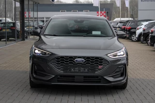 Ford Focus Ford Focus 2.3 Ecoboost 280pk ST-3 | Sper Differentieel | Panoramadak | Adaptive cruise control |Winter Pack | Trekhaak Afneembaar - afbeelding nr 10