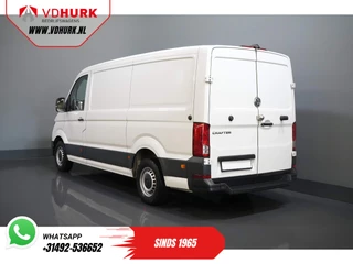 Volkswagen Crafter Volkswagen Crafter 2.0 TDI L3H2 Gev.stoel/ CarPlay/ Camera/ Cruise/ Airco/ 270Gr. deuren - afbeelding nr 2