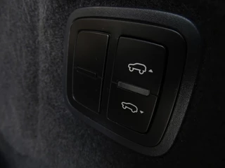 Porsche Cayenne Porsche Cayenne 3.0 S E-Hybrid 410PK / Porsche Sport Design / LED - afbeelding nr 38
