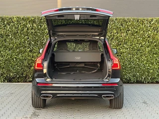 Volvo XC60 Volvo XC60 2.0 D4 AWD R-DESIGN PANO, B&W, LEDER/ALCANTARA, CRUISE, CAMERA, DODEHOEK, NAVI, DAB+, STOELVERWARMING, EURO 6 - afbeelding nr 43