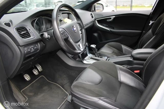 Volvo V40 Volvo V40 2.0 T2 R-Design/Navi/Tel/Pdc/Trekhaak/ - afbeelding nr 16