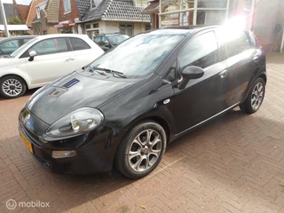 Fiat Punto Fiat Punto TwinAir Turbo 100 Lounge NAVI+RESERVEWIEL+METALLIC - afbeelding nr 2