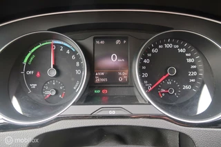 Volkswagen Passat Volkswagen Passat 1.4 TSI GTE, TREKHAAK, CARPLAY, KEYLESS - afbeelding nr 19
