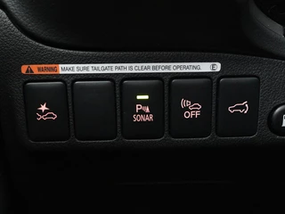 Mitsubishi Outlander Mitsubishi Outlander 2.4 PHEV Intense+ | Schuifdak |  Stoel & stuurverwarming | 360 camera | Trekhaak | Half leder | Carplay | Navigatie | Climate control - afbeelding nr 11