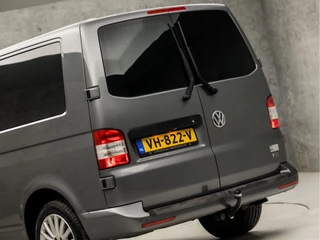 Volkswagen Transporter 180Pk Automaat (NAVIGATIE, LEDER, XENON, 5 ZITPLAATSEN, GETINT GLAS, TREKHAAK, XENON/LED, PARKEERSENSOREN, NIEUWSTAAT) - afbeelding nr 15