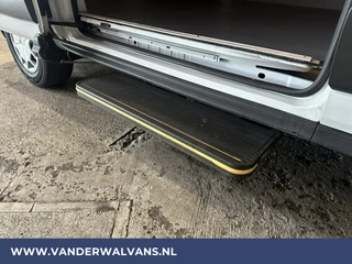 Ford Transit Ford Transit 2.0 TDCI 131pk L2H2 Euro6 Airco | LED | Cruisecontrol | Verwarmde voorruit | Parkeersensoren Bijrijdersbank - afbeelding nr 15