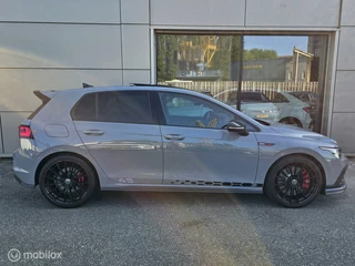 Volkswagen Golf Volkswagen Golf 2.0 TSI GTI Clubsport 45 Pano/Akrapovic/HUD/H&K - afbeelding nr 13