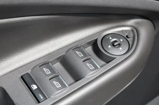 Ford Kuga Ford Kuga 1.5 TDCi ST-Line AUT | Pano | Sony | Trekhaak | ACC - afbeelding nr 32