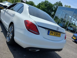 Mercedes-Benz C-Klasse Mercedes-Benz C-Klasse 180 156pk Automaat Business Solution Plus | Origineel NL | Navi | Clima | Cruise | Led Koplampen | Pdc V+A+Assist+Camera | Dodehoek+Licht+Regensensor | Privacy Glass | 18''lm - afbeelding nr 38
