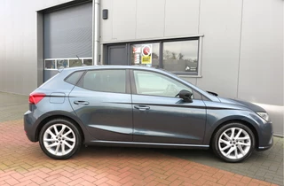 SEAT Ibiza Keyless ,Camera ,Virtual Cockpit ,Led, Navigatie ,Panoramadak,Carplay , DAB+ Achteruitrijcamera ,Cruise control,Parkeersensoren, Zwarte hemel bekleding, etc. - afbeelding nr 6