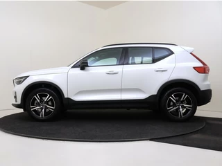 Volvo XC40 Volvo XC40 B4 Plus Dark | Dodehoekdetectie | Harman/Kardon | - afbeelding nr 2
