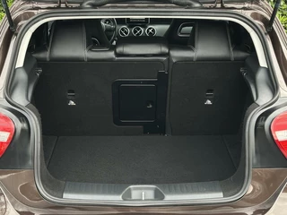 Mercedes-Benz A-Klasse Mercedes A-klasse 220 4Matic Prestige, CRUISE, NAVI, CAMERA, LEDER, LED, XENON, AIRCO, PDC, LICHTMETAAL 18