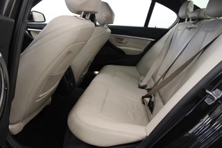 BMW 3 Serie |Pano|Leder|Stoelverwarming| - afbeelding nr 12