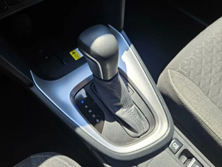 Toyota Yaris Cross Toyota Yaris Cross 1.5 Dynamic | Hybrid | Carplay / Navi / Camera / Keyless / Cruise Adapt / Winterpack - afbeelding nr 29