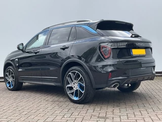 Lynk & Co 01 Lynk & Co 01 1.5 PHEV 262pk 360°Cam Carplay Pano.dak Stoelverw. Incl BTW Plug-in - afbeelding nr 2