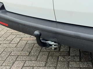 Volkswagen Transporter Volkswagen Transporter 2.0 TDI L2H1 28 Comfortline Navigatie Trekhaak Carplay Cruise Airco Lat om lat 4 Seizoenen banden - afbeelding nr 18