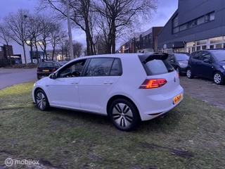 Volkswagen Golf Volkswagen Golf 1.4 TSI GTE MET STERRENHEMEL - afbeelding nr 9