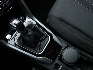 Volkswagen T-Roc Volkswagen T-Roc 1.5 TSI Life Bns | Private Lease 639,- | Navigatie | Camera | K - afbeelding nr 42