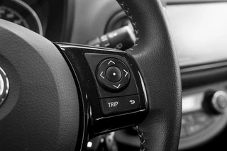 Toyota Yaris Toyota Yaris 1.5 Hybide | Navigatie | All Season | Camera (31946km!) - afbeelding nr 20