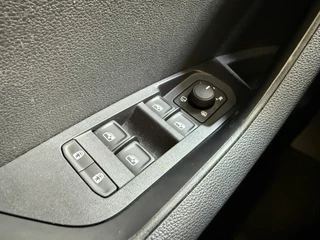 Škoda Karoq Škoda Karoq 1.0 TSI Style | DAB | Draadloze telefoonlader | Stoelverwarming - afbeelding nr 26