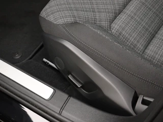 Volvo V60 Volvo V60 T6 PLUG-IN HYBRID ESSENTIAL EDITION 18INCH STOELVERWARMING V+A G - afbeelding nr 12
