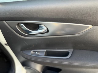 Nissan QASHQAI Nissan Qashqai 1.2 N-Connecta Automaat Pano - afbeelding nr 29