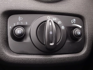 Ford Fiesta TREKHAAK / NAVI / CLIMA / PDC / BLUETOOTH / CRUISE / NL-AUTO - afbeelding nr 36