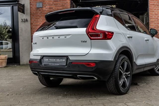 Volvo XC40 Volvo XC40 2.0 T4 R-Design Pano / Camera / Apple Car Play - afbeelding nr 4