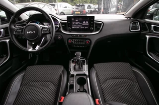 Kia Ceed Sportswagon Kia Ceed Sportswagon 1.6 GDI PHEV DynamicPlusLine All-in rijklrprs | 17