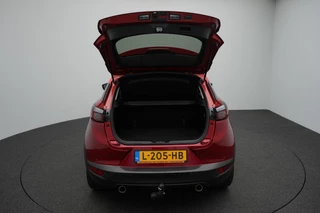 Mazda CX-3 Mazda CX-3 2.0 SkyActiv-G Luxury met vaste trekhaak en all-weather banden : dealer onderhouden - afbeelding nr 15