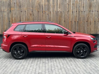 Škoda Karoq Skoda Karoq 1.5 TSI Sportline Automaat | Stoelverwarming | Apple CarPlay | LED verlichting | Trekhaak uitklapbaar | Adaptieve cruise control | Dode hoek detectie | Voorruitverwarming | Parkeersensoren voor en achter | Achteruitrijcamera - afbeelding nr 40