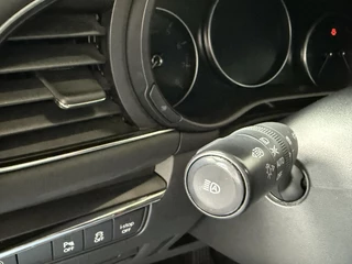 Mazda 3 Mazda 3 2.0 e-SkyActiv-G M Hybrid 122 Comfort met Bose | 18”LMV | LEDER | TRHK | CARPLAY - afbeelding nr 37