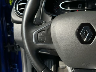 Renault Clio Renault Clio 1.2 TCe INTENS, FACELIFT, NAVI, CRUISE, LEDER, ECC-AIRCO, KEYLESS, LED, PARKEERSENSOREN, LICHTMETAAL 17