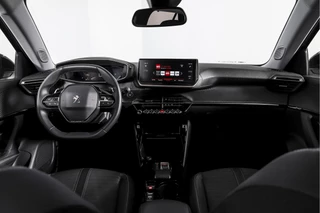 Peugeot 2008 Peugeot 2008 1.2 PureTech Allure Pack 130 PK - Automaat | Dig. Cockpit | PDC | Camera | NAV + App, Connect | ECC | DAB | LM 17