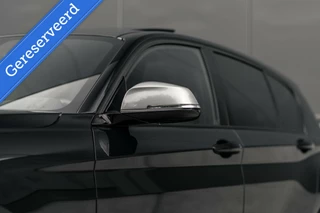 BMW 1 Serie BMW 1-serie M140i xDrive Harman Kardon Dak Leer - afbeelding nr 17