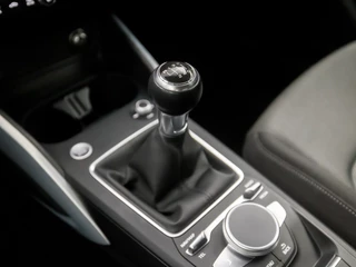 Audi Q2 (VIRTUAL COCKPIT, APPLE CARPLAY, GROOT NAVI, KEYLESS, ADAPTIVE CRUISE, CLIMATE, SPORTSTOELEN, LED KOPLAMPEN, PARKEERSENSOREN, NIEUWSTAAT) - afbeelding nr 11