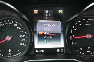 Mercedes-Benz C-Klasse Mercedes C-klasse Estate 180 AMG/Pano/Trekh/Distronic/Camera - afbeelding nr 36