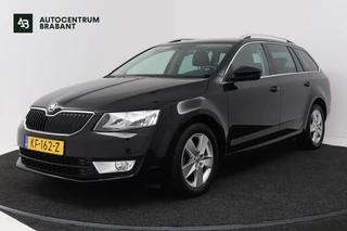 Škoda Octavia Combi 1.2 TSI Greentech Style Automaat (NAVIGATIE, STOELVERWARMING, TREKHAAK, CLIMA, STUURBEDIENING)