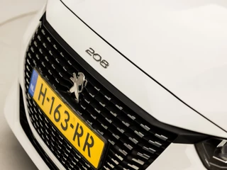 Peugeot 208 Peugeot 208 1.2 PureTech Sport (APPLE CARPLAY, GROOT NAVI, 360 CAMERA, LM VELGEN, SPORTSTOELEN, PARKEERSENSOREN, LED KOPLAMPEN, LANE ASSIST, NIEUWSTAAT) - afbeelding nr 31