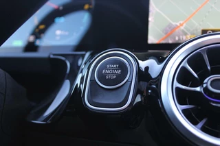 Mercedes-Benz GLA Mercedes GLA-klasse 250 e AMG/Pano/Night/Sfeer/Camera/Trekh - afbeelding nr 42